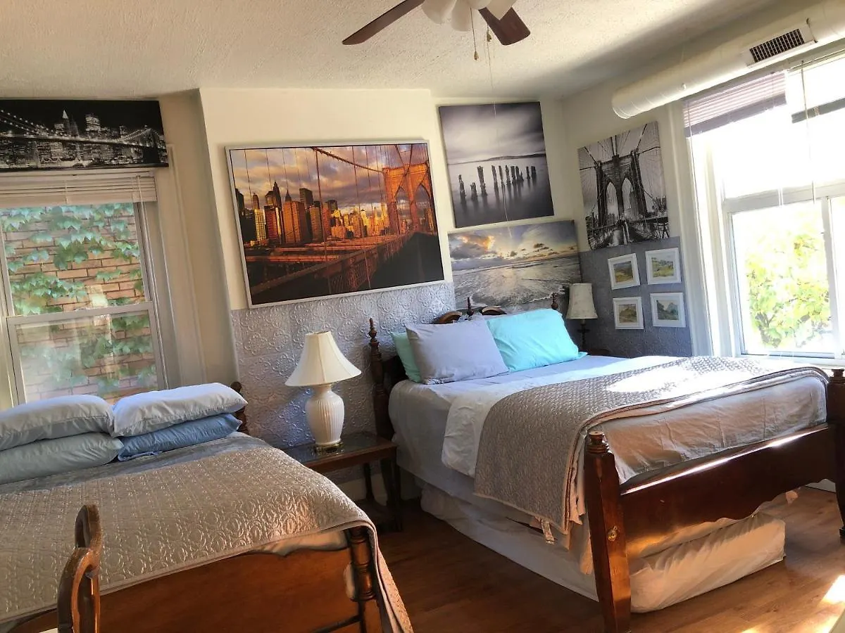Highland Park Pittsburgh Apartment