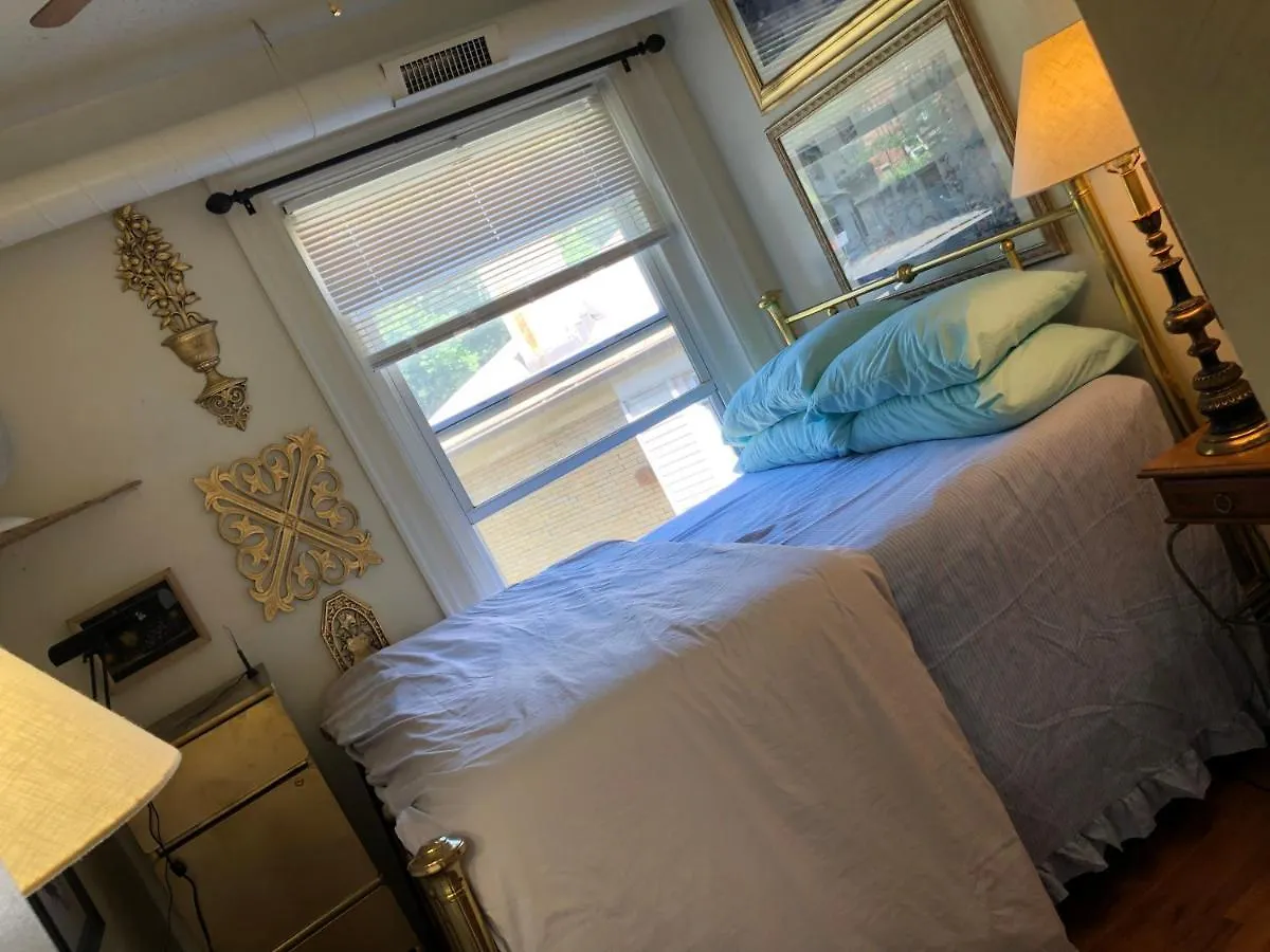 Highland Park Pittsburgh Apartment